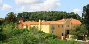 Loures